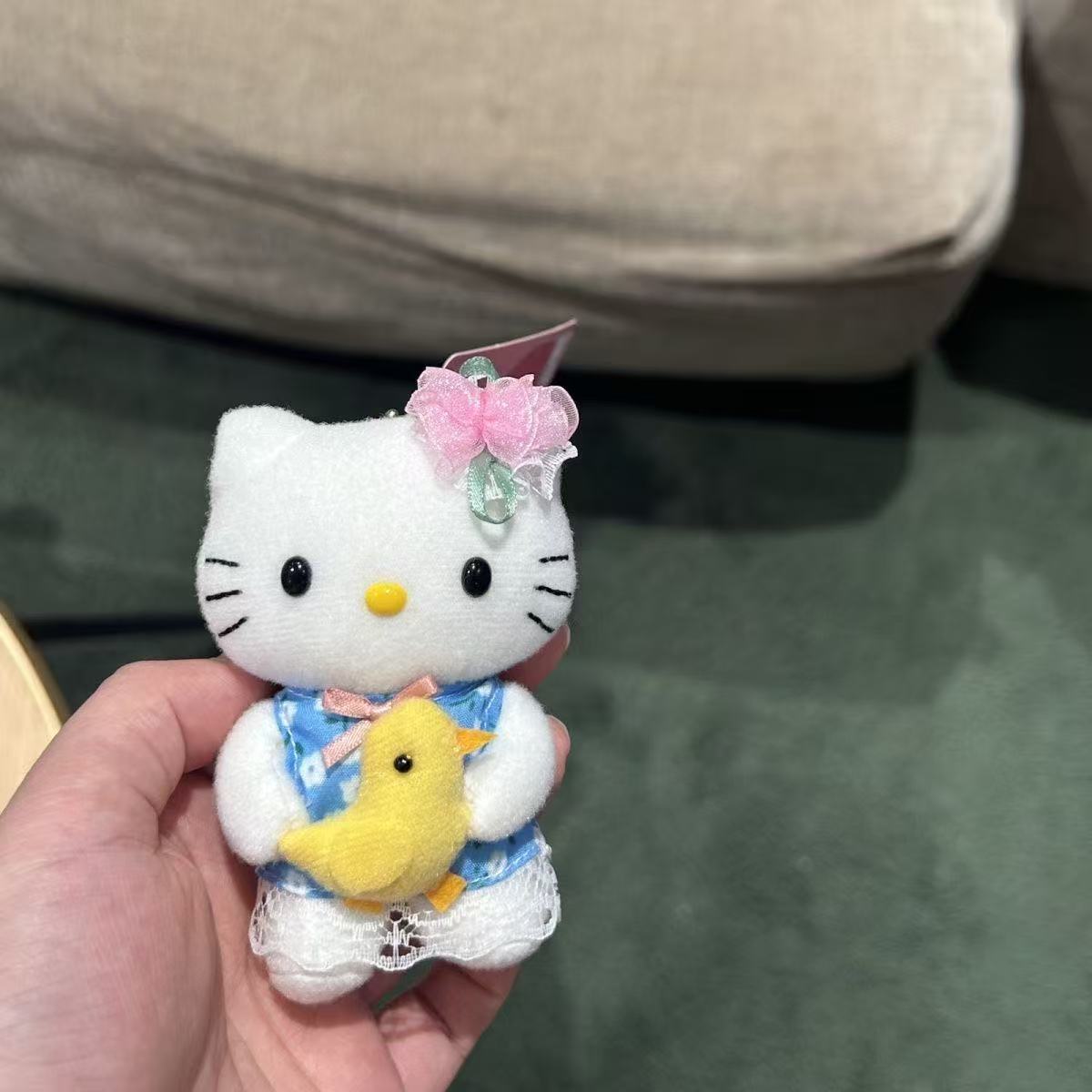 Hello Kitty Hug Duck Floral Dr - Good Floral & Wedding Decor Supply Photos review and price
